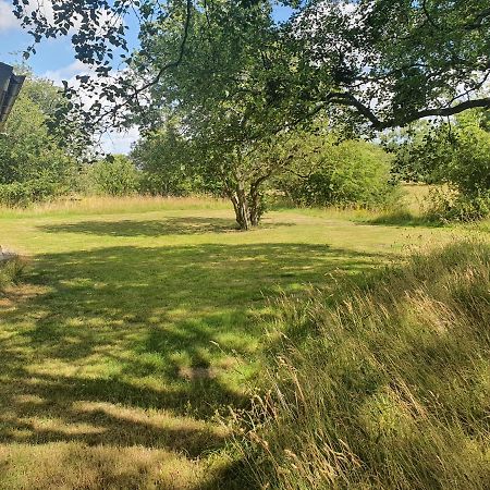 Skogsbaeckens Stugby Ab Villa Tomelilla Exterior foto