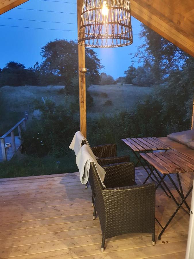 Skogsbaeckens Stugby Ab Villa Tomelilla Exterior foto