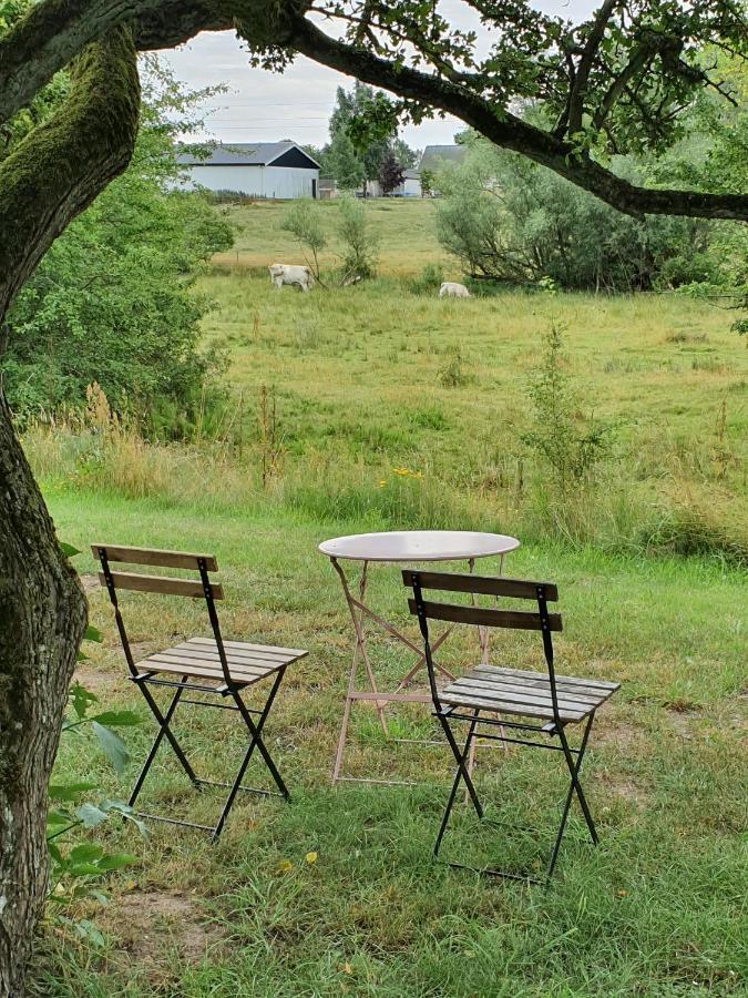 Skogsbaeckens Stugby Ab Villa Tomelilla Exterior foto